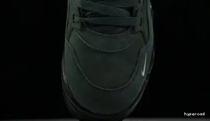 Hyperoad x Air” Air 4 Sylvester RM “Bike Nigel Jordan RM 0617